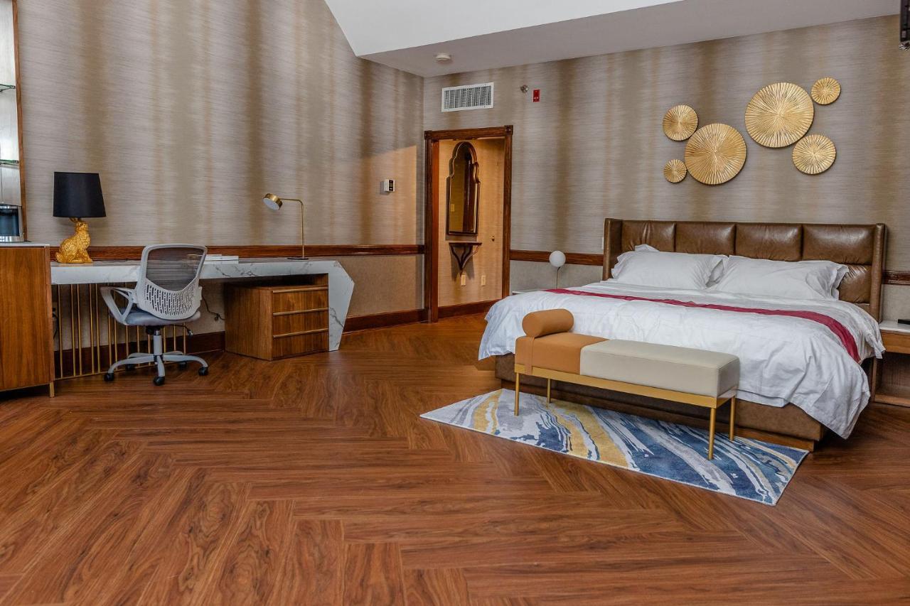 Chateau Merrimack Hotel & Spa Tyngsboro エクステリア 写真