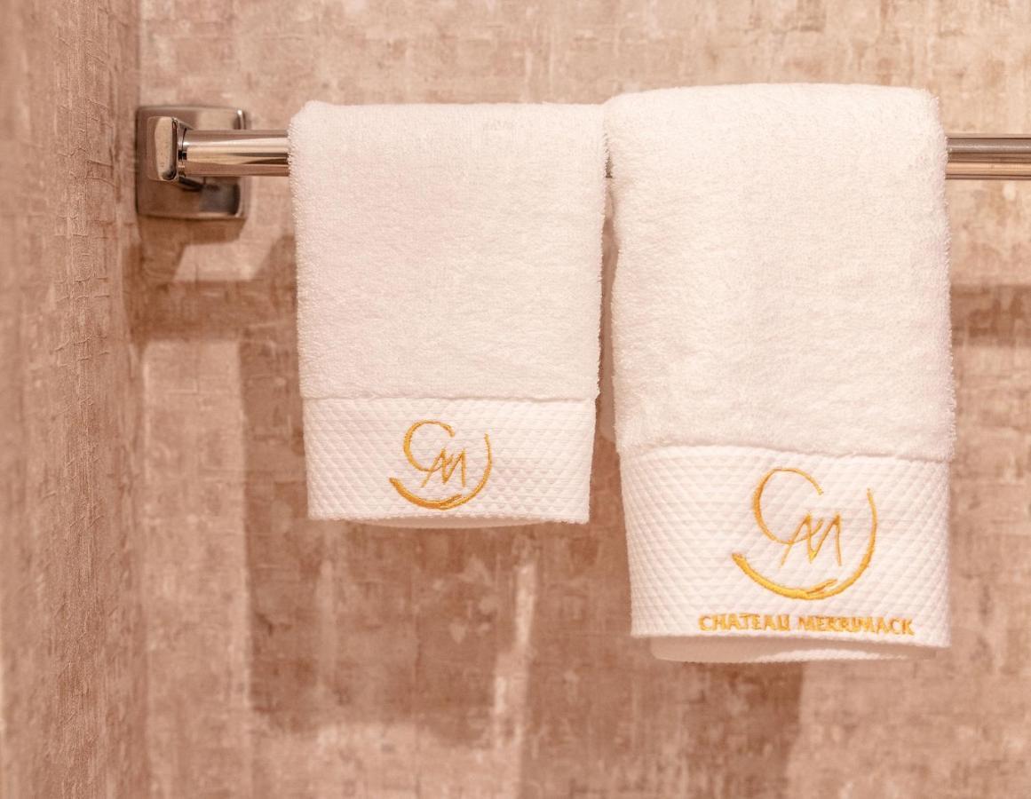 Chateau Merrimack Hotel & Spa Tyngsboro エクステリア 写真