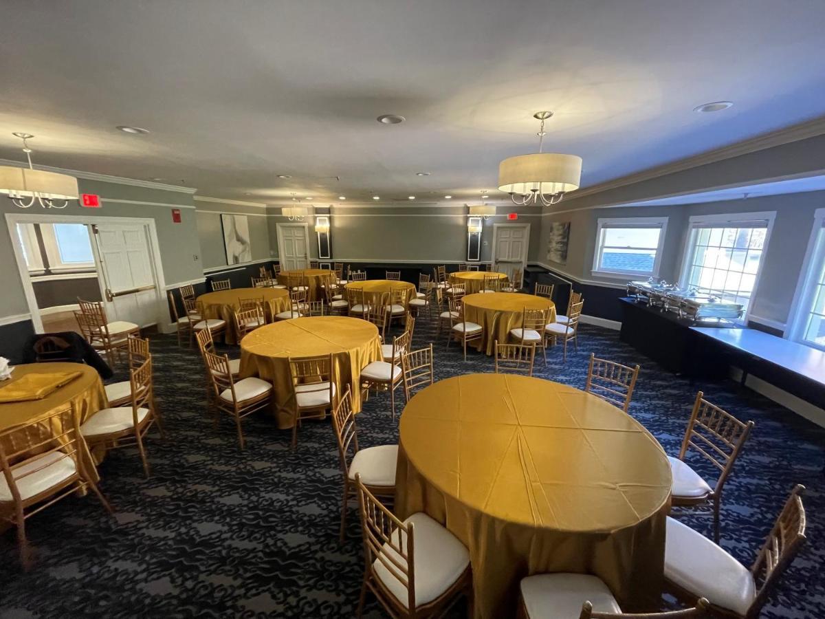 Chateau Merrimack Hotel & Spa Tyngsboro エクステリア 写真
